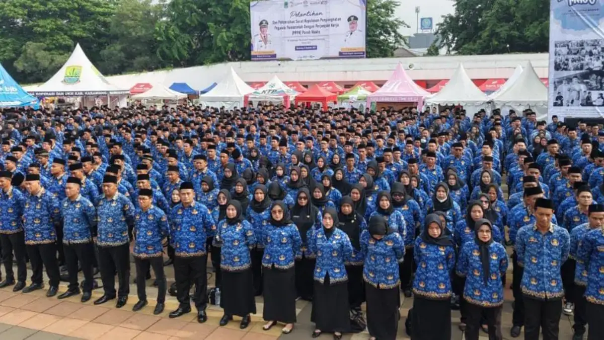 Kok Bisa Ada PPPK Paruh Waktu? Begini Penjelasan Lengkapnya! Pelantikan PPPK Paruh Waktu Karawang