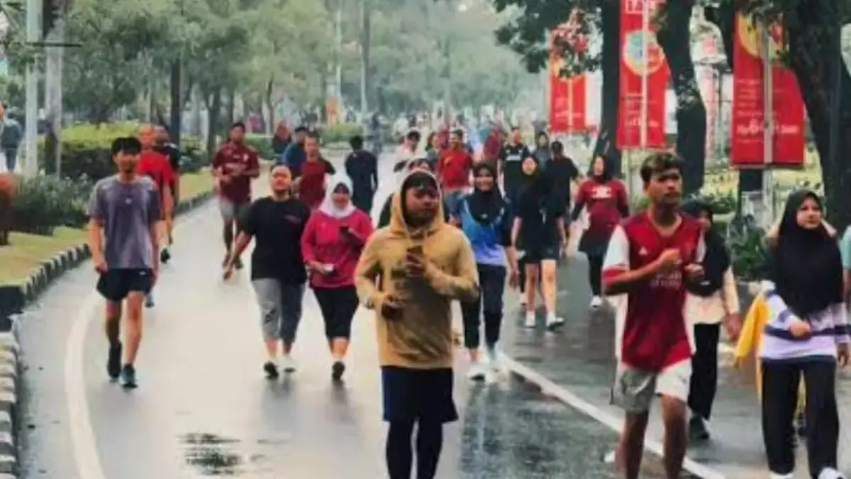 Bukan Sekadar Biar Kurus, Ini Alasan Kenapa Tiga Jenis Olahraga Wajib Dilakukan Sejak Muda Lari sebagai Olahraga Kardio