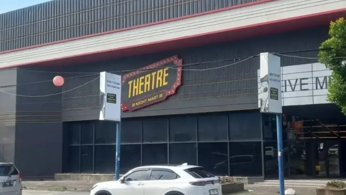 Theater Night Mart Karawang