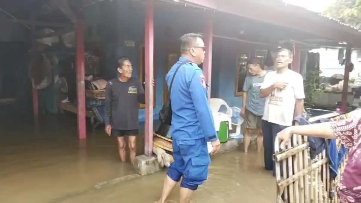 Tanggul Kalimalang Jebol