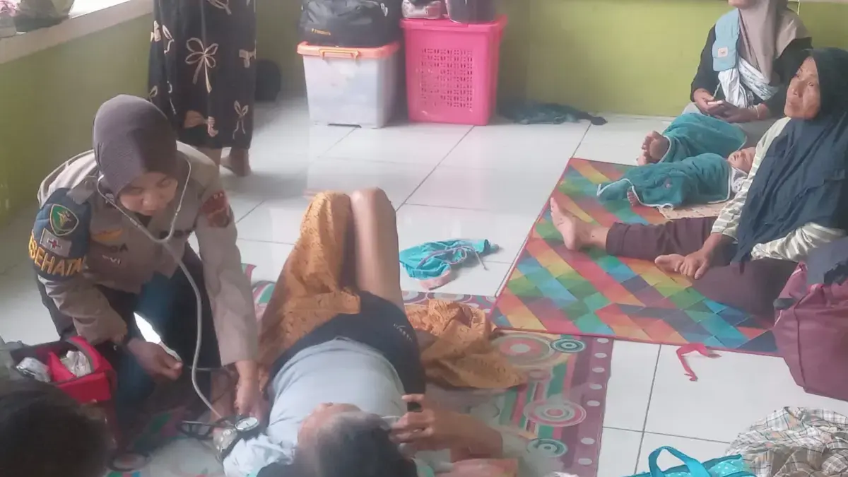 Patroli Kesehatan Bagi Warga Terdampak Banjir