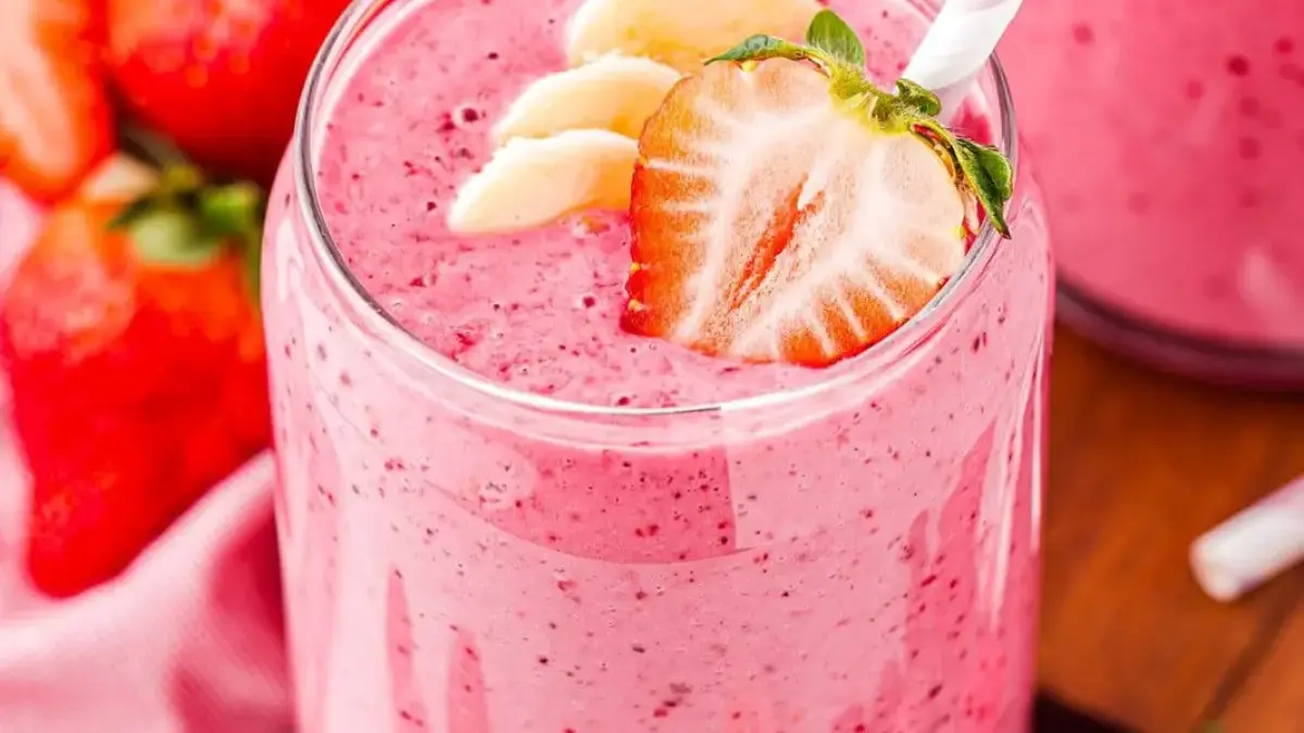 Segar dan Menyehatkan Jus Pisang Stroberi Jadi Minuman Favorit Pecinta Gaya Hidup Sehat Jus Pisang Stroberi