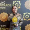Bupati Karawang H. Aep Syaepuloh j meraih UHC Awards 2026 kategori Madya
