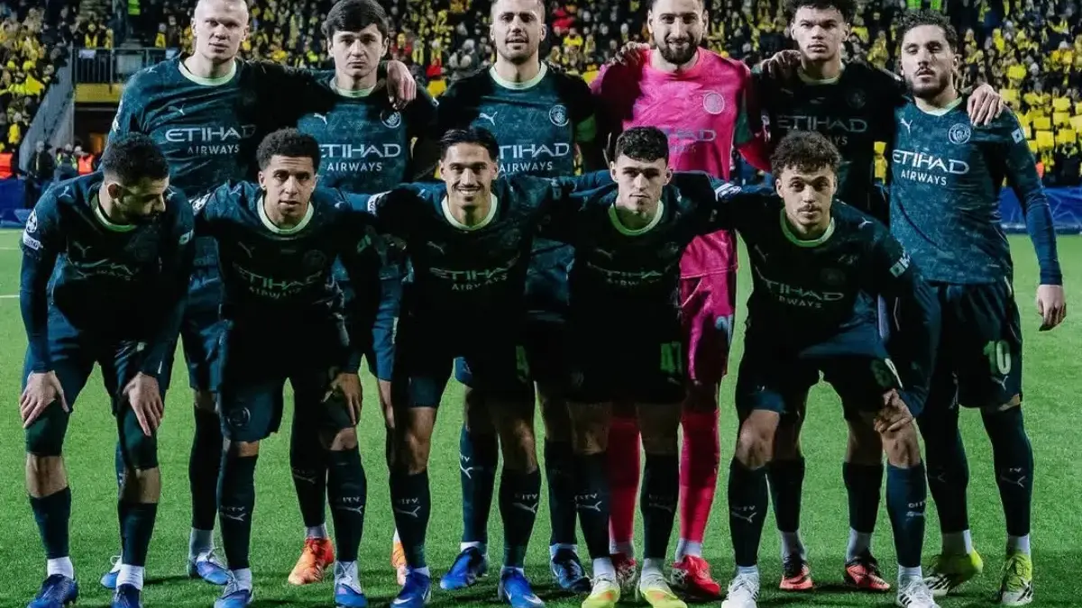 Pemain Manchester City tampak kecewa usai kalah dari Bodø/Glimt di laga Liga Champions.