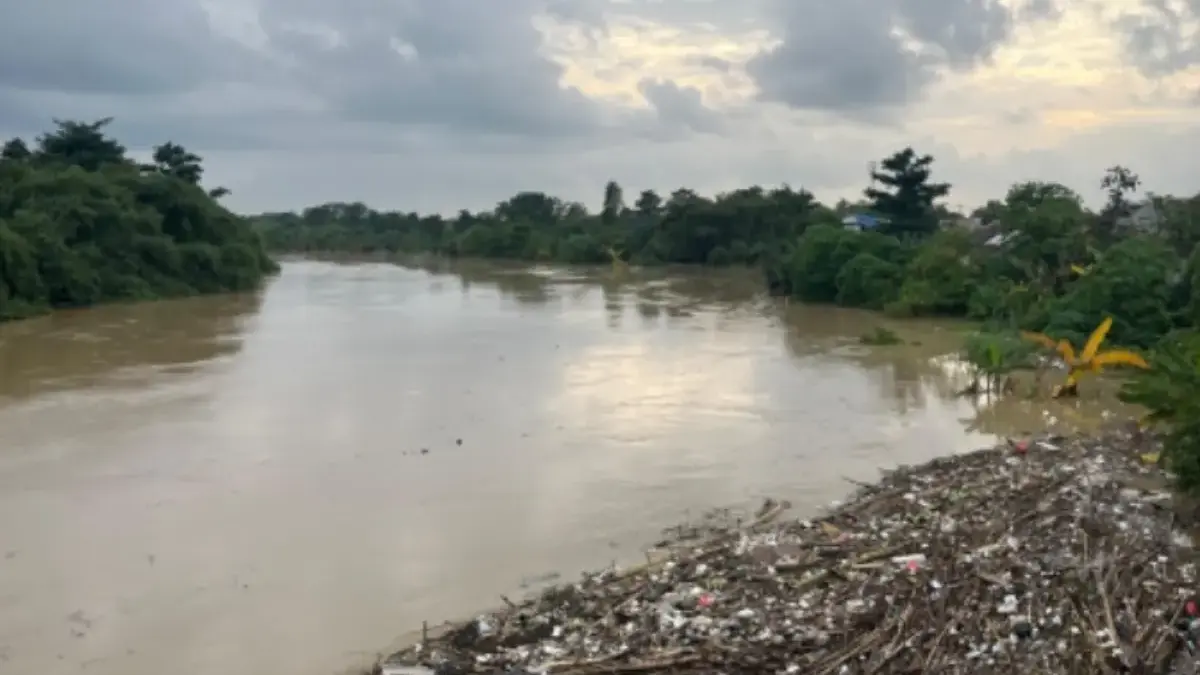 TMA Sungai Citarum Terus Naik, Warga di Himbau Waspada Tinggi Muka Air Sungai Citarum Naik