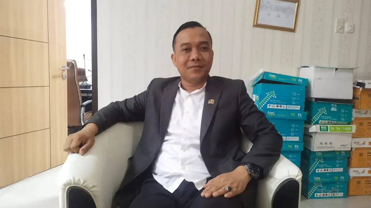 Ketua Fraksi Amanat Golkar DPRD Karawang, H. Asep Syaripudin