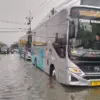 Bus Kita Kebanjiran.