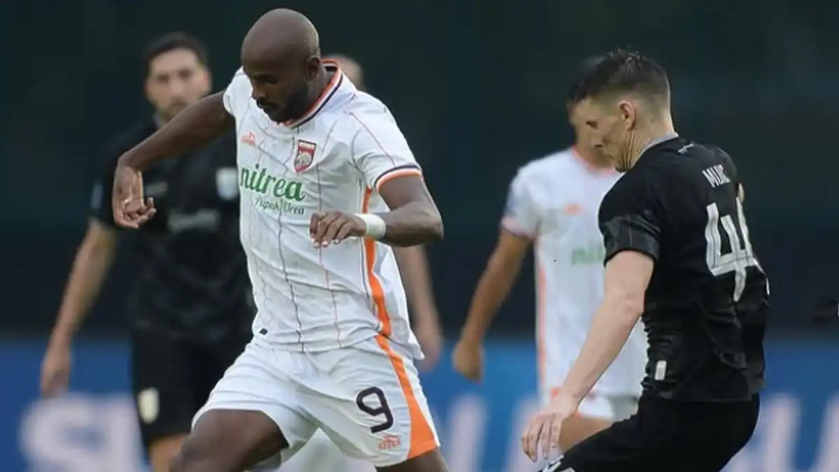 Hasil Super League: Borneo FC Tumbangkan Persis, Puncak Klasemen Berpindah Tangan Borneo FC Samarinda