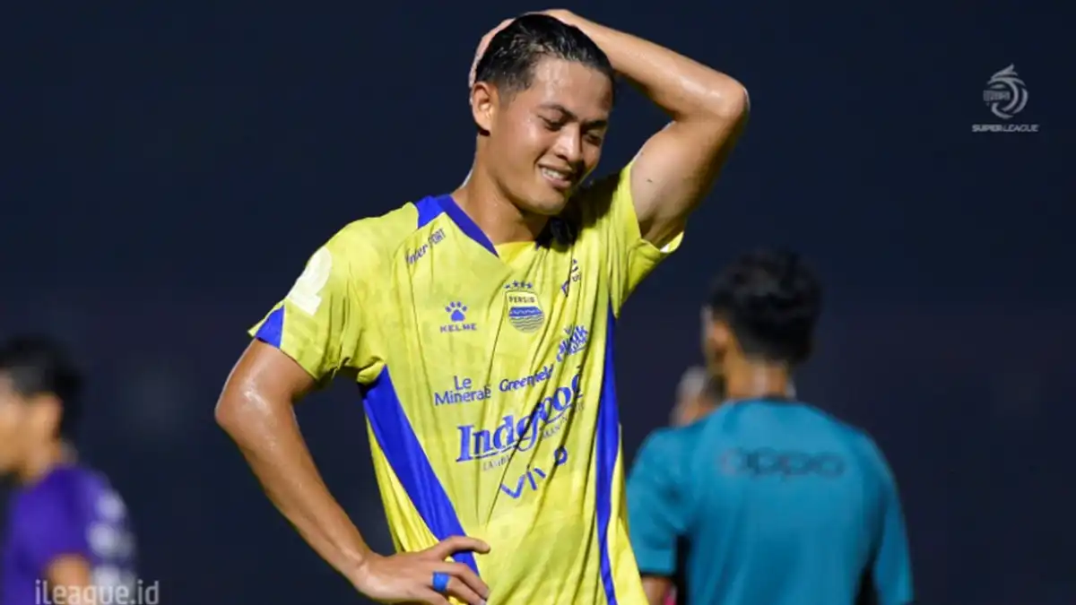 Gol Telat Persik Bikin Persib Gagal Menang, Dewangga Tak Bisa Sembunyikan Kecewa Alfeandra Dewangga