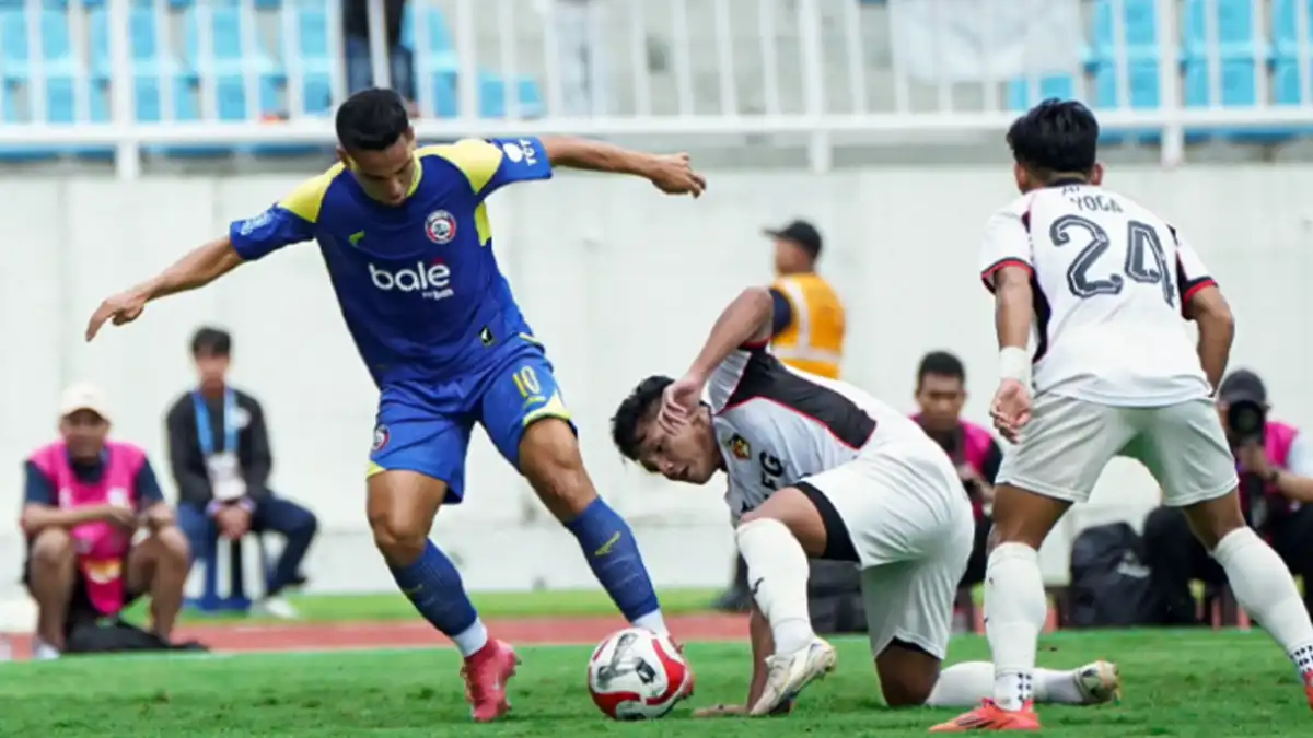 Hasil Super League: Arema FC Bangkit Dramatis, Dua Gol Injury Time Hancurkan Persik Arema FC