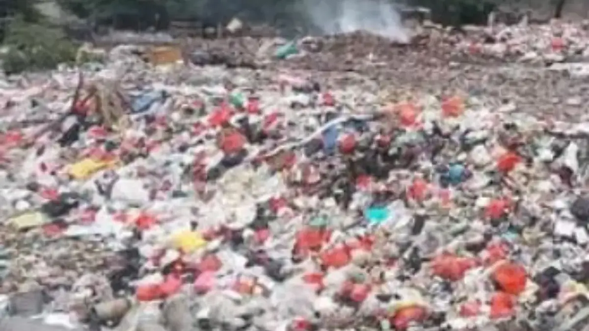 TPS Ilegal di Pasir Gombong