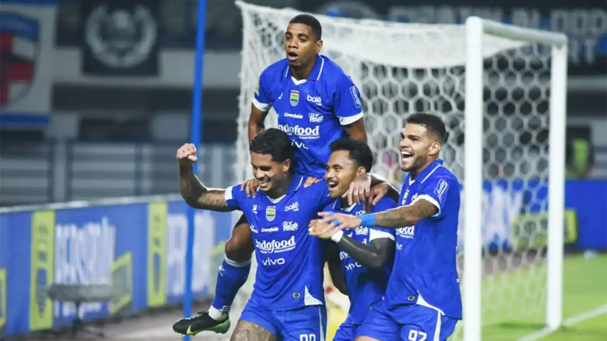 Pekan-23 Super League Memanas: Persib Pesta Gol, Borneo FC dan Dewa United Ikut Menang Persib Bandung