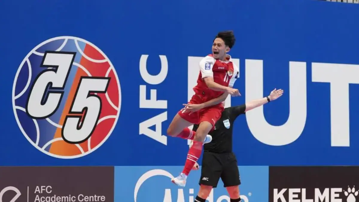 Selebrasi Reza Gunawan saat mencetak gol ke gawang Jepang