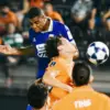 Sundulan Ulliam Barros melawan Ratchaburi FC