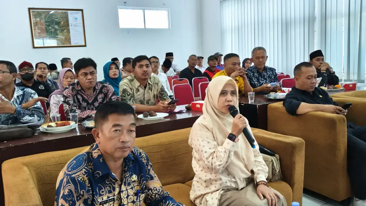Ketua Komisi II DPRD Kabupaten Karawang, Mumun Maemunah