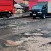 Jalan Berlubang di Jalan Provinsi Cikarang-Cibarusah