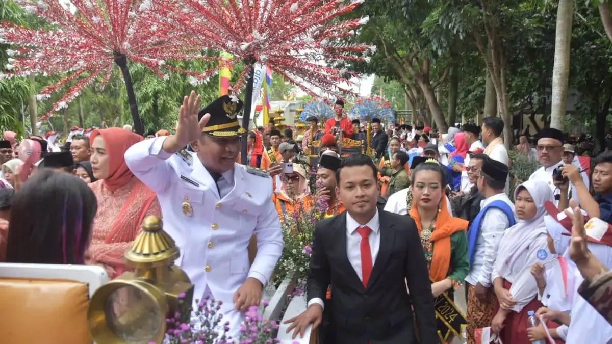 Plt Bupati Bekasi Asep Surya Atmaja