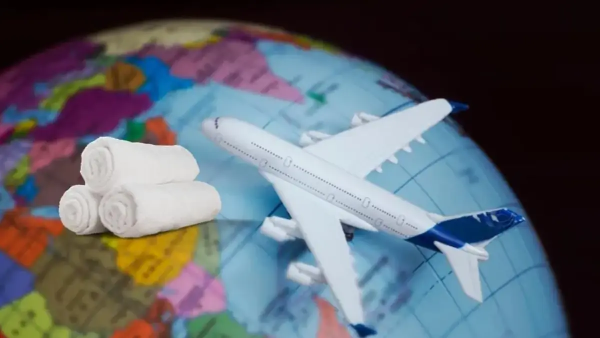 Sentuhan Kecil yang Bermakna: Rahasia Handuk Hangat di Pesawat yang Berasal dari Tradisi Jepang