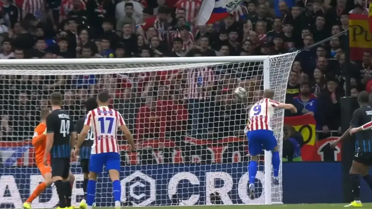 Alexander Sørloth mencetak gol ketiga (hattrick) dan membawa Atlético Madrid ke 16 Besar