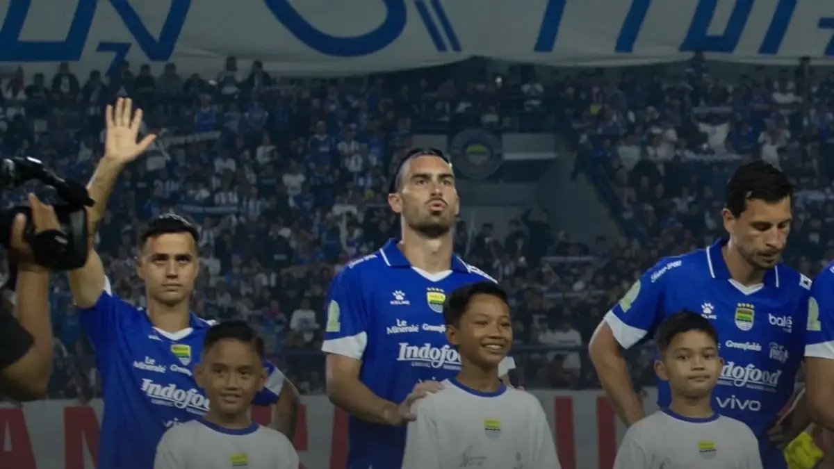 Bobotoh Persib Bandung ramai menyerbu media sosial Ratchaburi FC jelang laga 16 besar ACL Two 2026.