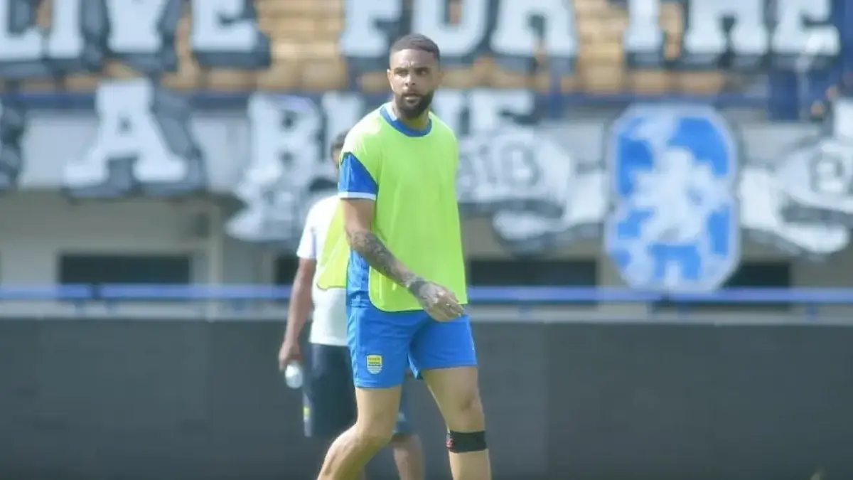 Layvin Kurzawa berpeluang menjalani debut bersama Persib Bandung saat menghadapi Ratchaburi FC di 16 besar ACL