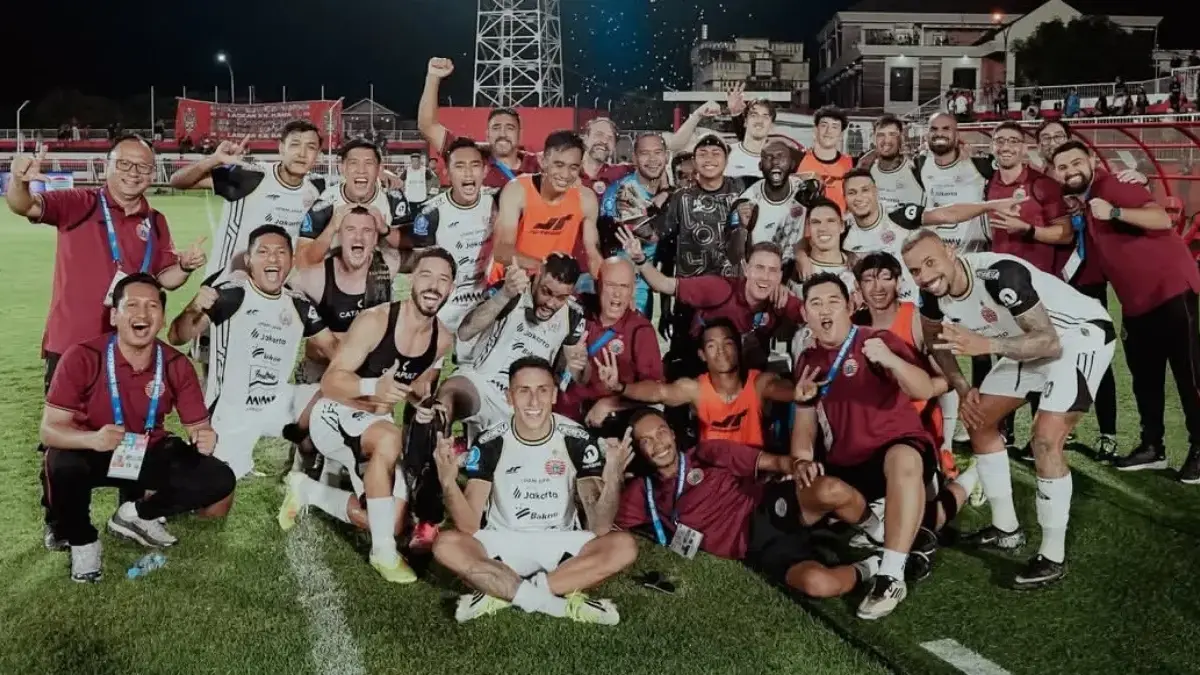 Persija Menang di Ternate, Tapi Persib Masih Kokoh di Puncak Liga 1 Lantaran Unggul Selisih Gol Pemain Persija Jakarta melakukan selebrasi usai menang dari Malut United pada laga Liga 1 di Stadion Gelora Ki