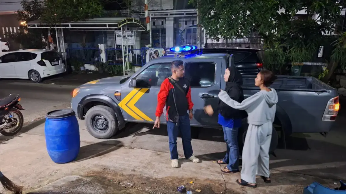 Mahasiswa di Karawang Tusuk Pacar.