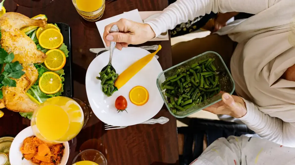 Ilustrasi menu sahur. Waktu imsak bukan awal puasa, melainkan penanda agar umat Islam bersiap menghentikan mak