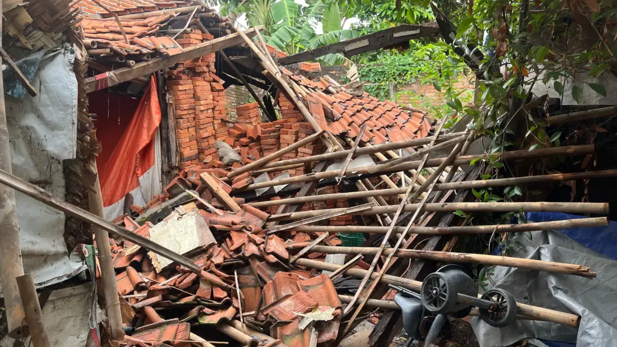 Rumah Warganya Roboh, Bupati Karawang Langsung Bangunkan Rumah Layak Huni: Target 14 Hari Rampung Ist