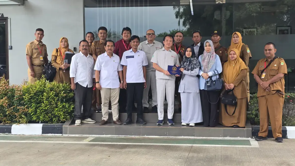 Komisi II DPRD Karawang Monitoring Penggunaan Air, Pajak dan IMTA di PT Calbee Wings Food Anggota DPRD Kabupaten Karawang melakukan kunjungan dan monitoring ke PT Calbee Wings Food pada Senin (2/3).