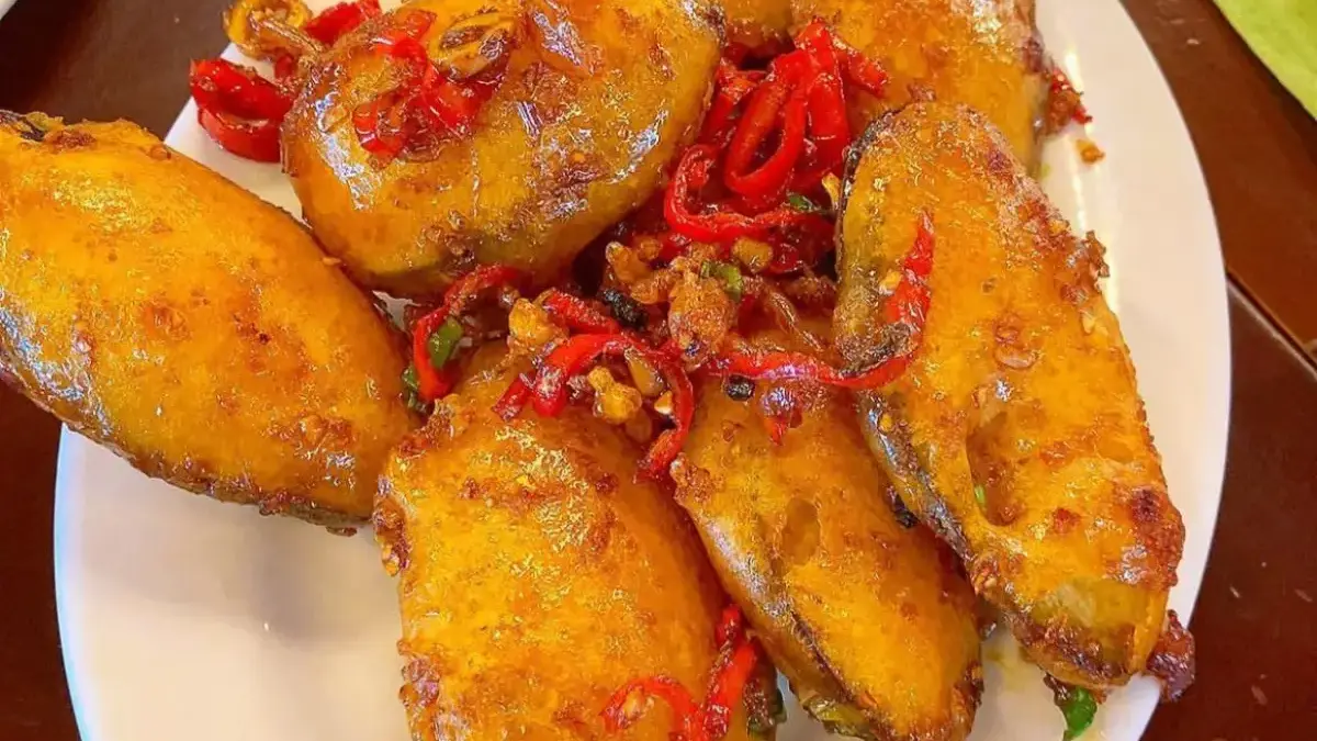 Dapur Pandan Wangi : Rumah Makan Favorit Warga di Bandung. Menu Favorit : Terong