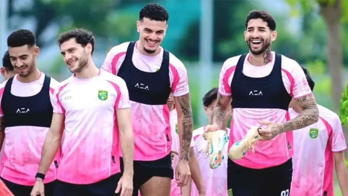 Tavares Tak Mau Ambil Risiko, Bruno Paraiba Diproyeksikan Tak Main Penuh Persebaya Surabaya