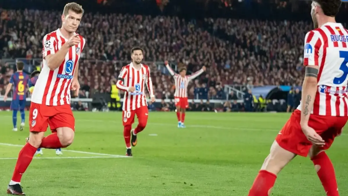 Alexander Sørloth saat melakukan selebrasi setelah mencetak gol kedua