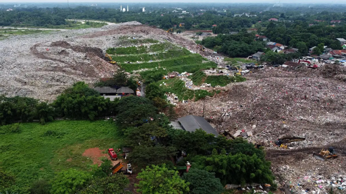 Sampah TPA Burangkeng