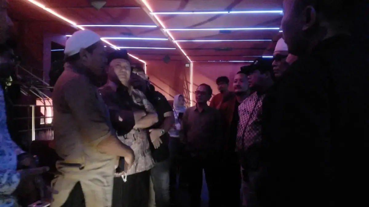 Sidak ke Theatre Night Mart