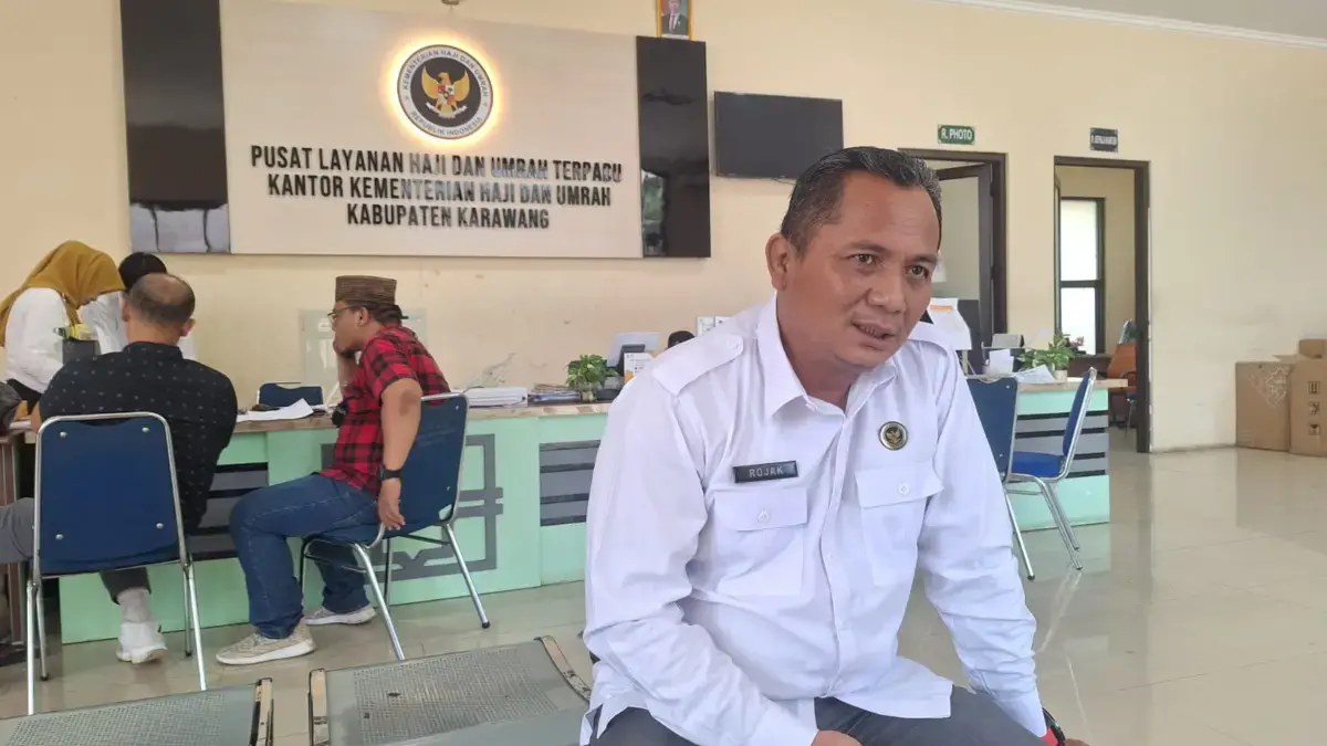 Kepala Kantor Kementerian Haji dan Umrah Kabupaten Karawang, Rojak