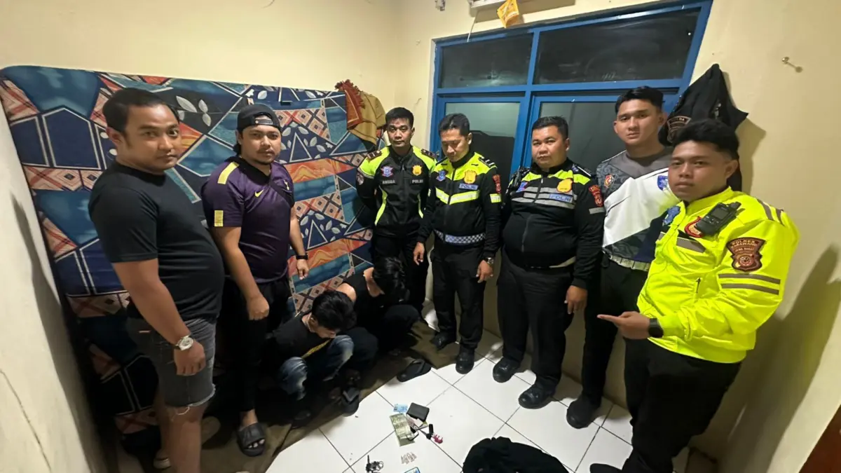 Dua pemuda terciduk bawa sabu