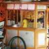 10 Rekomendasi Bakso Gerobak Kuah Pedas Karawang Setelah Kerja
