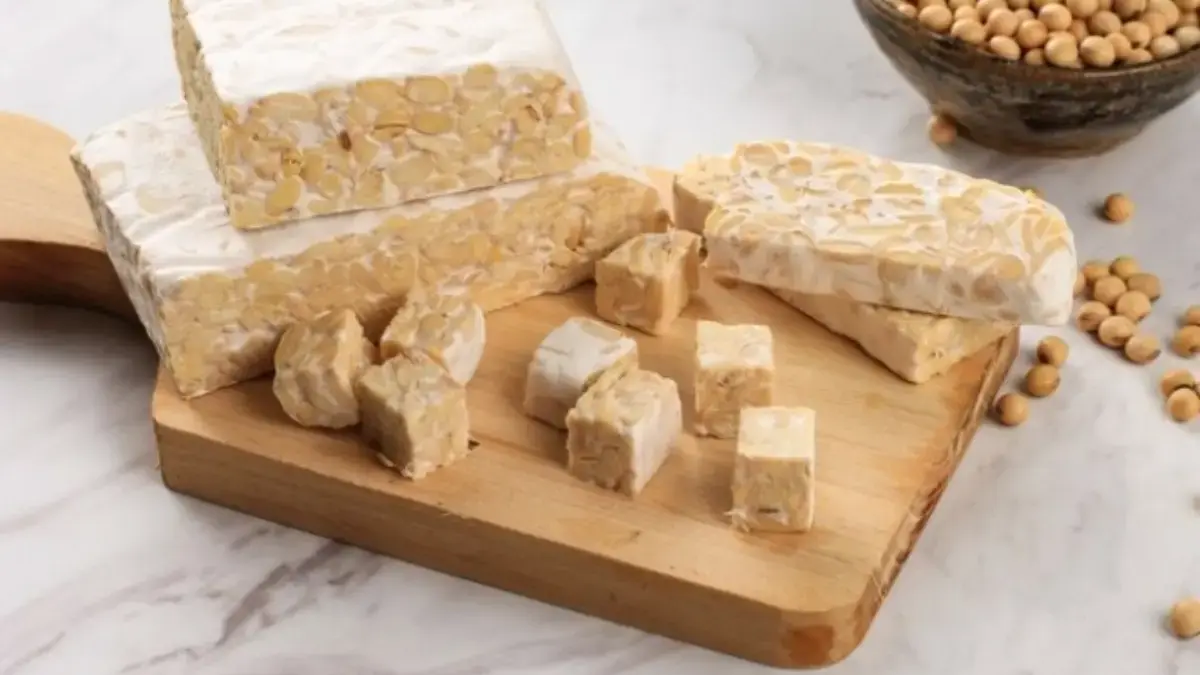 Perajin Tempe di Bekasi “Ciutkan” Ukuran Akibat Harga Kedelai Naik Kedelai Naik