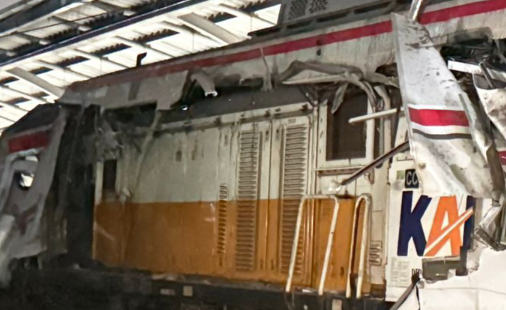 Kecelakaan KA di Bekasi Timur