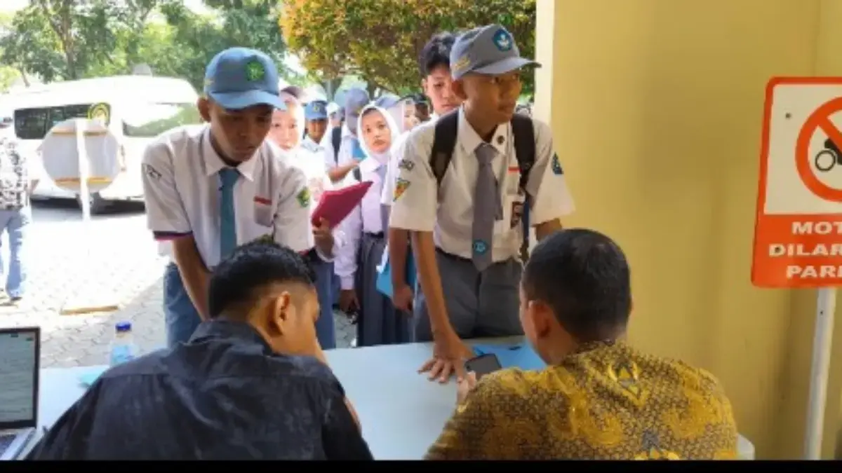 Pelajar di Kabupaten Bekasi Berbondong-bondong Daftar Calon Anggota Paskibra, Cek Syarat-syaratnya Paskibra
