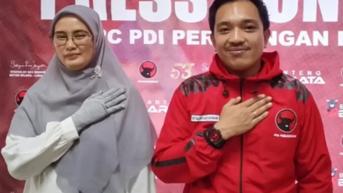 Ketua KPU Karawang dan Ketua DPC PDIP
