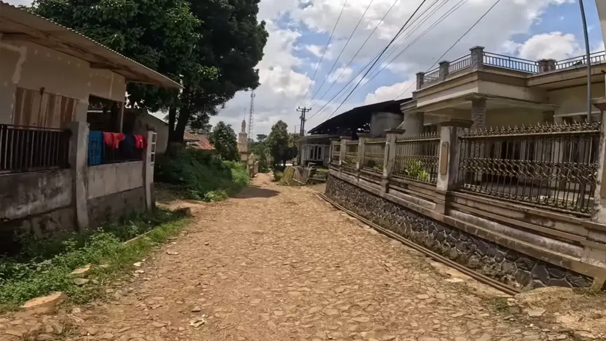 Kampung Nagrak Disebut Desa Sultan.