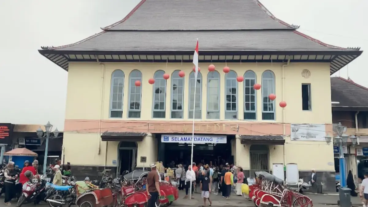 Pasar Gede Harjonagoro