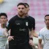 Persis Solo