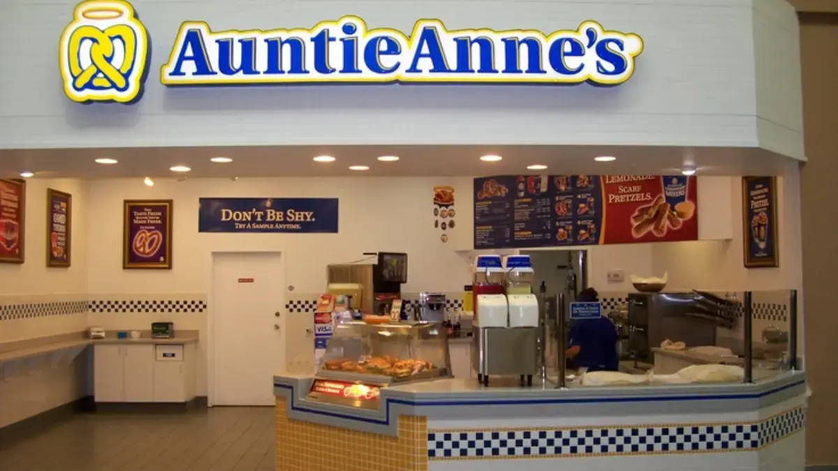 Auntie Anne’s AEON Deltamas, Ngemil Pretzel Manis & Asin ala Mall di Cikarang!