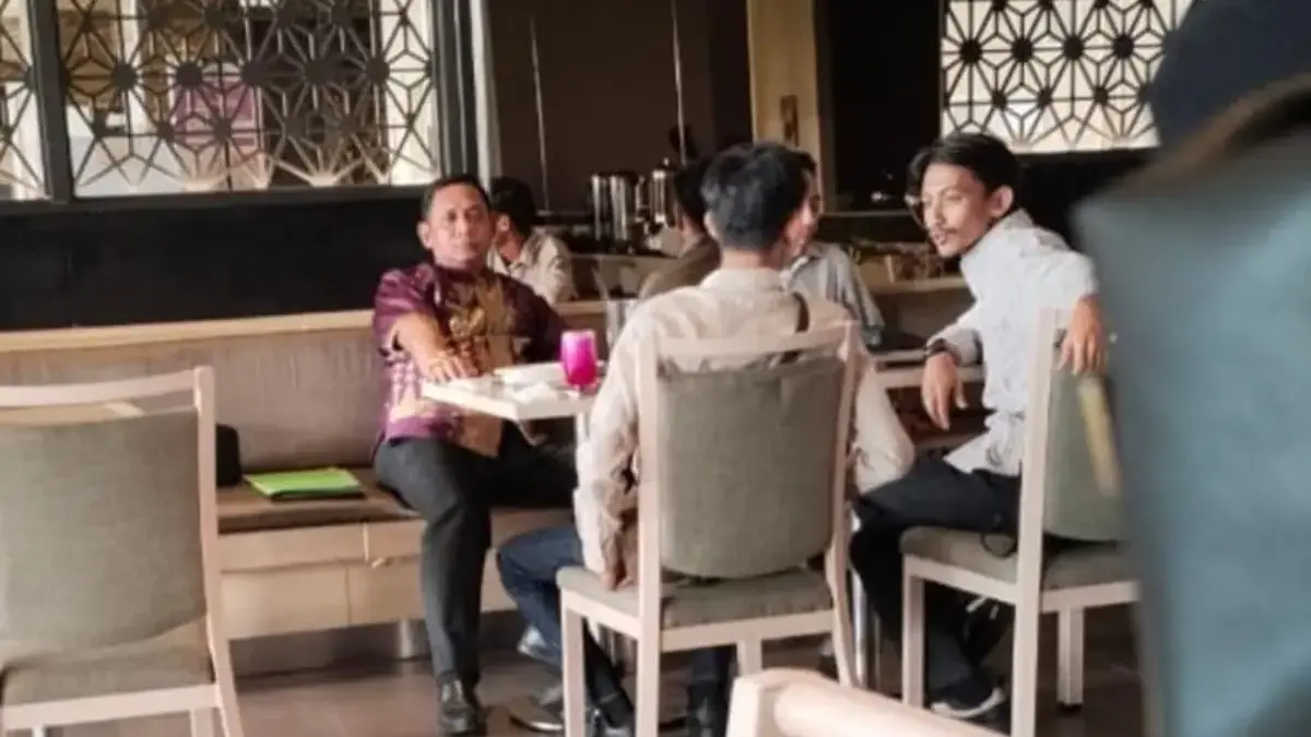Plt Bupati Bekasi, Asep Surya Atmaja bertemu dengan tokoh Cipayung Plus di Hotel Swisbelin, Cikarang Utara