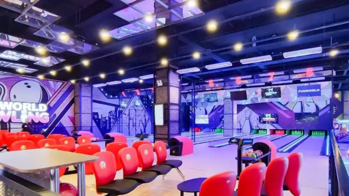 Main Bowling Funworld, Strike Pertama di AEON Deltamas!