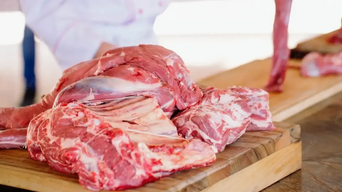 Waktunya Nyate Idul Adha! Ini Dia 9 Cara Mengolah Daging Kambing Kurban Agar Tidak Bau Prengus Ilustrasi daging kambing kurban