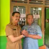 Kepala Disdikbud Karawang, Wawan Setiawan bersama Ketua Yayasan Al-Islah